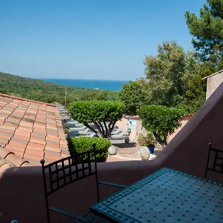 假日公园 U皮尔露酒店 3*