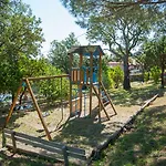 U Pirellu Tatil parkı 3*