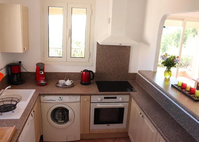 U Pirellu ホリデーパーク 3*