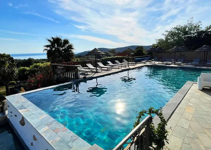 U Pirellu ポルトヴェッキオ