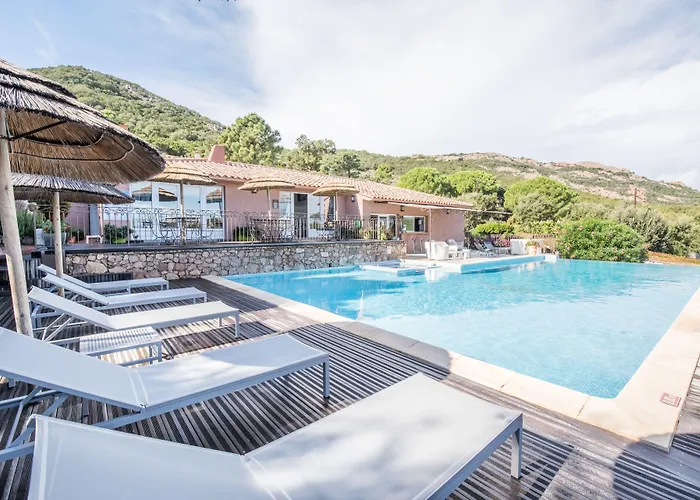 U Pirellu 3* ポルトヴェッキオ