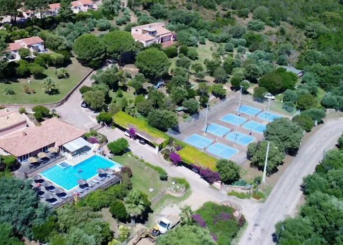 U Pirellu 3* ポルトヴェッキオ